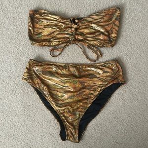 Curvy Beach convertible high waisted bikini